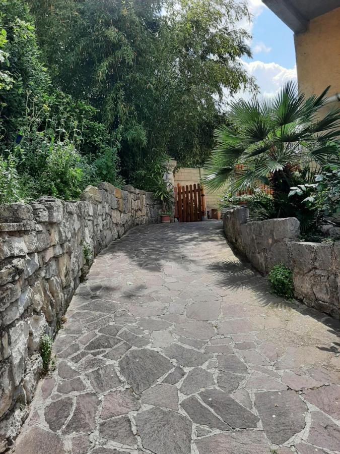 Adri'S House Hotel Monterotondo  Exterior photo